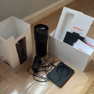 Ember 12 oz gently used mug black